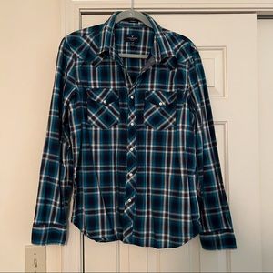 American Eagle mens size large long sleeve shirt.
